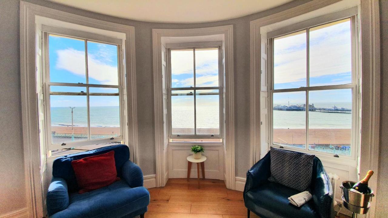 어 룸 위드 어 뷰 호텔 브라이턴 외부 사진 The view from the window of the lighthouse
