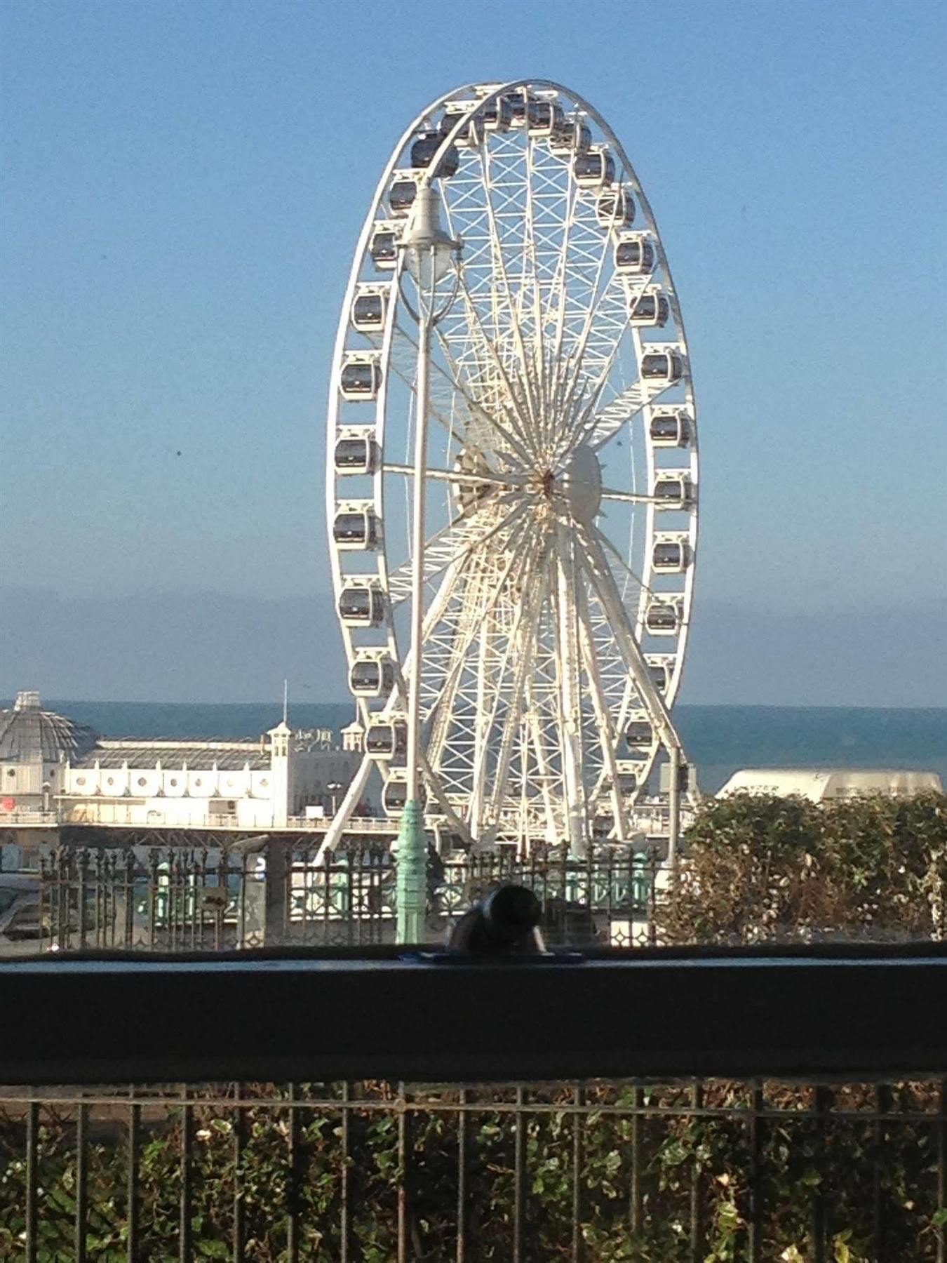 어 룸 위드 어 뷰 호텔 브라이턴 외부 사진 The Brighton Wheel